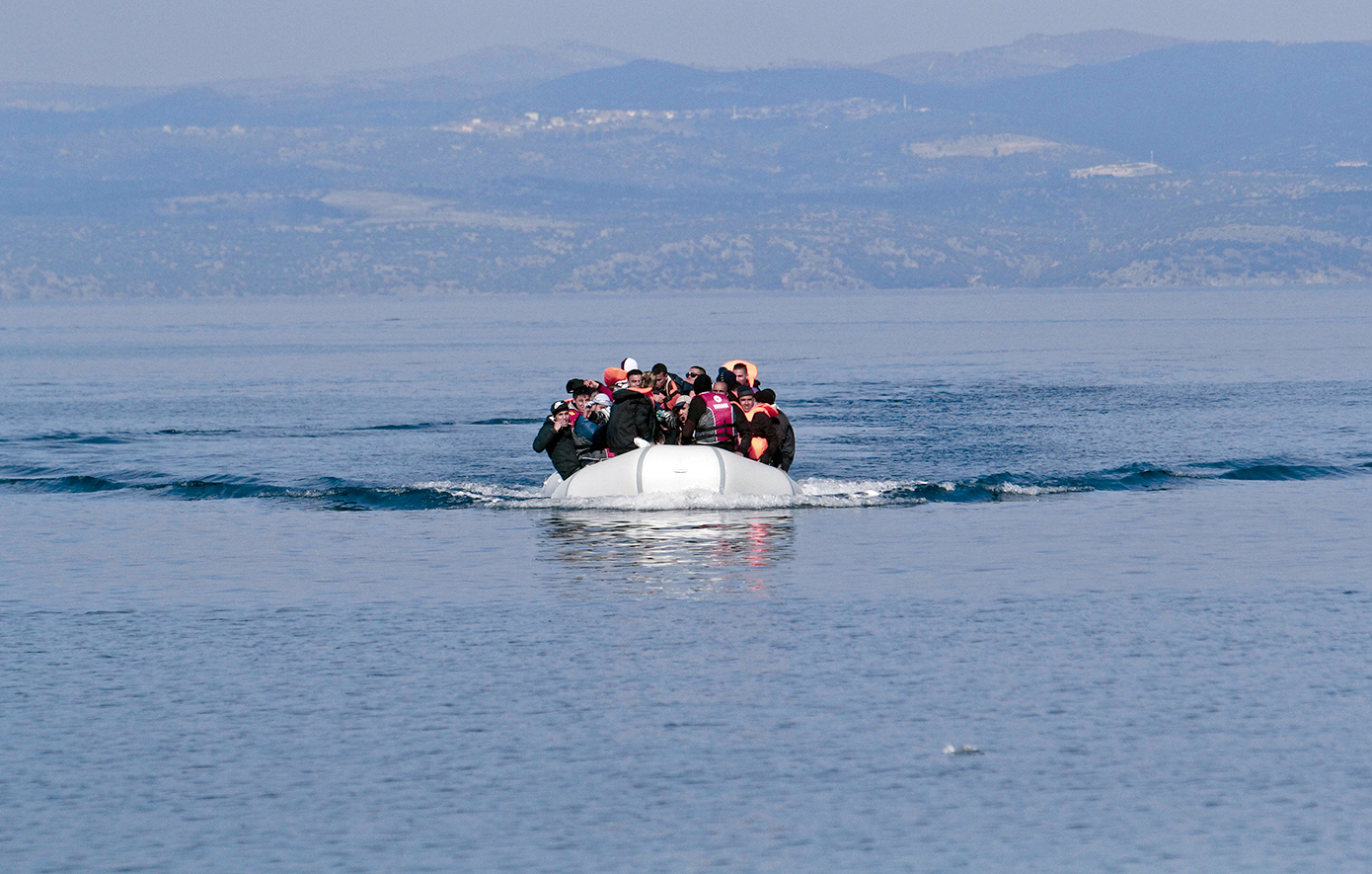 Σε τρία επίπεδα η αντιμετώπιση του μεταναστευτικού &#8211; Στη Λιβύη σήμερα ο Θάνος Πλεύρης, πώς θα κινηθεί η κυβέρνηση
