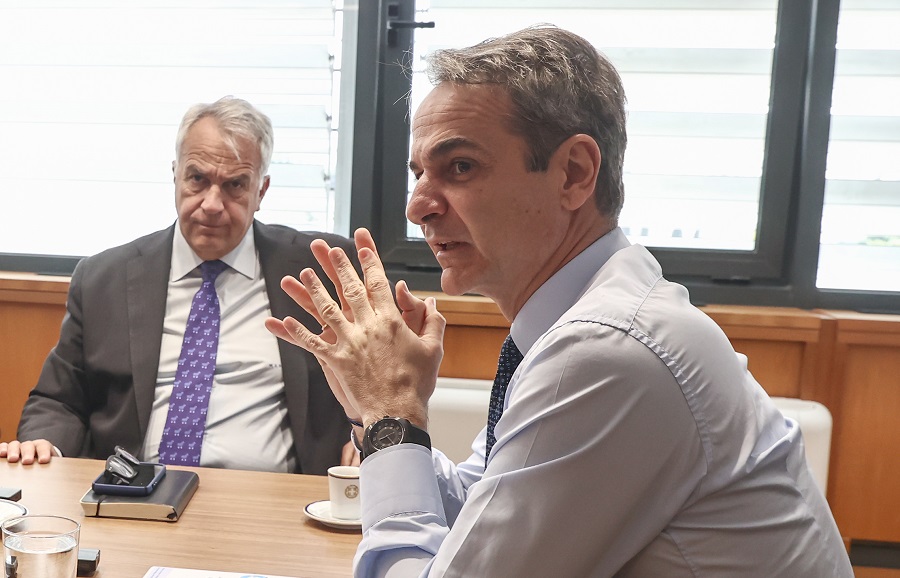 Αυτός θα είναι ο επόμενος γραμματέας της ΝΔ, η συμφωνία Βορίδη - Μητσοτάκη πριν αναλάβει υπουργείο και το σχέδιο για τους οικισμούς